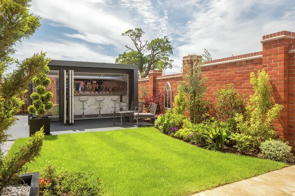 Modern garden room